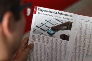 reading-385059_640